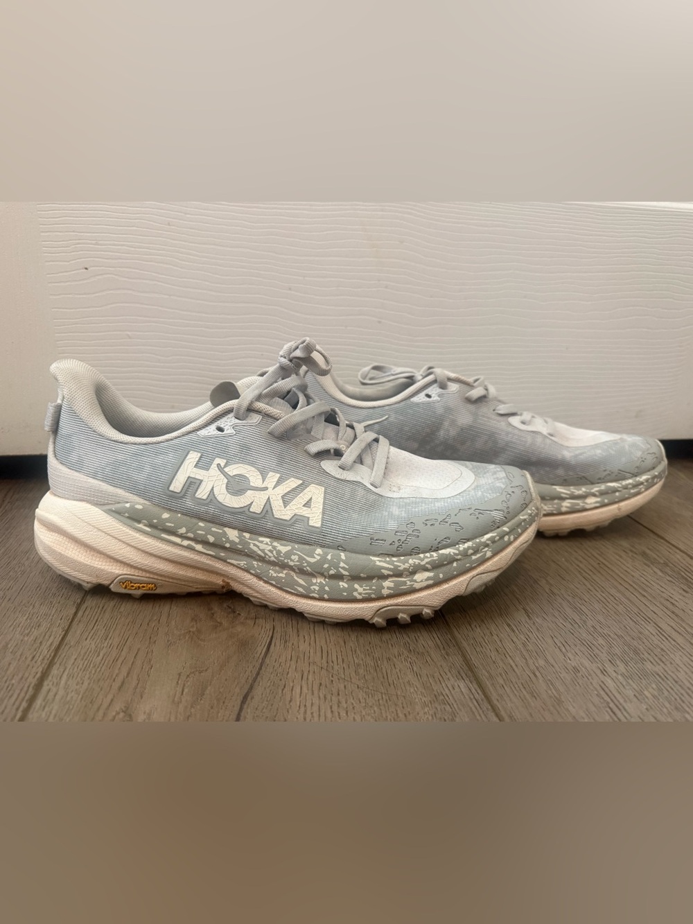 HOKA Speedgoat 5 Trail Running Shoes Women’s US 10B Gray White Vibram Hiking